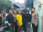 SISWI-HILANG-Anggota-Polres-Kepulauan-Seribu-menemukan-remaja-siswi-SMK-yang-hilang.jpg
