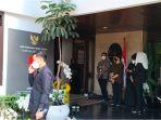 Suasana-di-rumah-duka-Menpan-RB-Tjahjo-Kumolo-di-Jalan-Widya-Chandra-IV.jpg