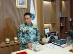 Wagub-DKI-Ahmad-Riza-Patria-mengemasi-barang-miliknya-Balai-Kota-Jakarta.jpg