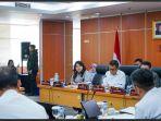 Wakil-Ketua-DPRD-DKI-Jakarta-yang-juga-Koordinator-Komisi-A-Ima-Mahdiah-saat-Rapat-Komisi-A-1.jpg