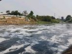 air-kali-bekasi-menghitam_20180928_142543.jpg