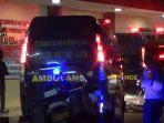 ambulans-bawa-jenazah-sriwijaya-air.jpg
