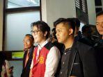 artis-kris-hatta-di-pengadilan-negeri-jakarta-selatan.jpg