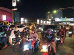 arus-lalu-lintas-kendaraan-di-pos-pengaman-mudik-kota-bekasi-pada-h-7-lebaran-2022.jpg