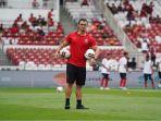 asisten-pelatih-persija-jakarta-rodrigo-pellegrino-saat-berada-di-sugbk.jpg