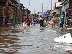 banjir-rob-merendam-permukiman-warga-di-kawasan-muara-angke-selasa-20102020.jpg