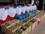 barang-bukti-kasus-remanisme-judi-online-prostitusi-jual-beli-minuman-keras-di-Kota-Tangerang.jpg