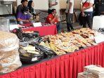 barang-bukti-ribuan-paket-tembakau-sintetis-yang-ditampilkan.jpg