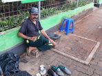 daday-tukang-sol-sepatu_20181108_121811.jpg