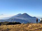 dua-jalur-pendakian-di-gunung-sindoro-di-tutup-jelang-ramadan.jpg