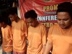 empat-pelaku-yang-ketahuan-menjual-narkotika-jenis-sabu_20180927_195941.jpg