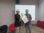 ferry-indrasjarief-ketua-umum-the-jakmania.jpg