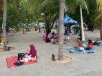 garis-pembatas-di-pantai-ancol.jpg