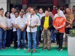 gubernur-dki-jakarta-anies-baswedan-saat-membuka-operasi-pasar.jpg