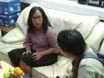 guru-plbj-smp-maha-prajna-suhartini-ketika-ditemui-jumat-2932019-2.jpg