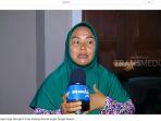 ibu-ketua-rt-kediaman-angel-lelga-nani-saat-diminta-keterangan.jpg