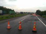 jalan-amblas-jakarta-tol-cipali-selasa-922021.jpg