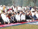 jokowi-slaat-idul-adha.jpg