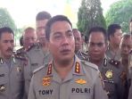 kapolres-metro-jakarta-timur-kombes-pol-tony-surya-putra_20180606_141332.jpg