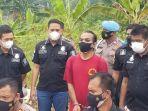 kapolres-tangsel-akbp-iman-imanuddin-memimpin-rekonstruksi-mayat-terbakar.jpg