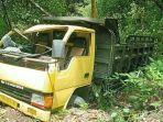kecelakaan-truk-terguling-di-lombok-timur-ntb-senin-22112021.jpg