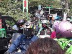 kemacetan-di-jalan-telaga-iv-pekayon-selasa-672021.jpg