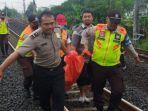 korban-tewas-ditabrak-kereta.jpg