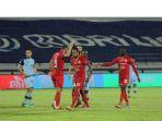 laga-persela-lamongan-vs-persija-jakarta-3.jpg
