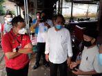 menteri-sosial-juliari-p-batubara-bersama-ketua-rt-di-kelurahan-ciater.jpg