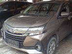 mobil-daihatsu-xenia-tempat-ditemukannya-seorang-pria-berinisial-ejz.jpg