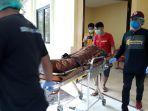 mobil-jenazah-yang-membawa-ade-bachtiar-rifai.jpg