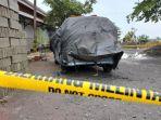 mobil-kerabat-jokowi-terbakar.jpg