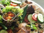 nasi-kebuli-khas-timur-tengah-dengan-porsi-besar-yang-ditawarkan-novotel.jpg