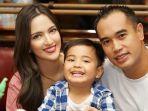 nia-ramadhani-ardi-bakrie.jpg