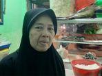 nyak-aun-saat-ditemui-di-warung-nasi-uduknya.jpg
