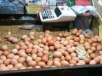 pedagang-telur_20180724_142728.jpg
