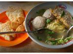 penasaran-cicipi-bakso-bakwan-aroma-sowan.jpg