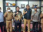 plt-wali-kota-bekasi-tri-adhianto-bersama-pengurus-komite-ekonomi-kreatif.jpg
