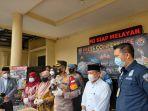 polsek-kembangan-saat-merilis.jpg