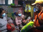 ppsu-mangga-dua-selatan-beri-donasi-kepada-anak-anak-disabilitas-2.jpg
