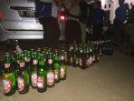 puluhan-botol-miras-yang-diamankan-petugas.jpg