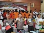 rilis-akhir-tahun-polres-metro-tangerang-kota.jpg