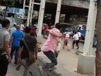 rusuh-pkl-vs-satpol-pp-di-tanah-abang.jpg