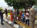satpol-pp-tangsel-merazia-pmks-sasbtu-6112021.jpg
