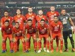 skuad-persija-jakarta-2019-dalam-laga-uji-coba-melawan-geylang-international-fc.jpg