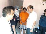 suasana-di-rumah-kontrakan-tersangka-dw-jalan-kramat-gang-anggrek-rt-42-kelurahan.jpg