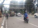 suasana-jalan-medan-merdeka-barat-gambir-jakarta-pusat-yang-sudah-bisa-diakses.jpg
