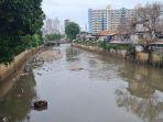 suasana-kali-krukut-atas-karet-tengsin-tanah-abang-jakarta-pusat.jpg