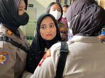 syarifah-Ima-yang-juga-fans-berat-Ferdy-Sambo-diamankan-pihak-kepolisian.jpg