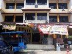 tampak-depan-kantor-kelurahan-cibubur.jpg